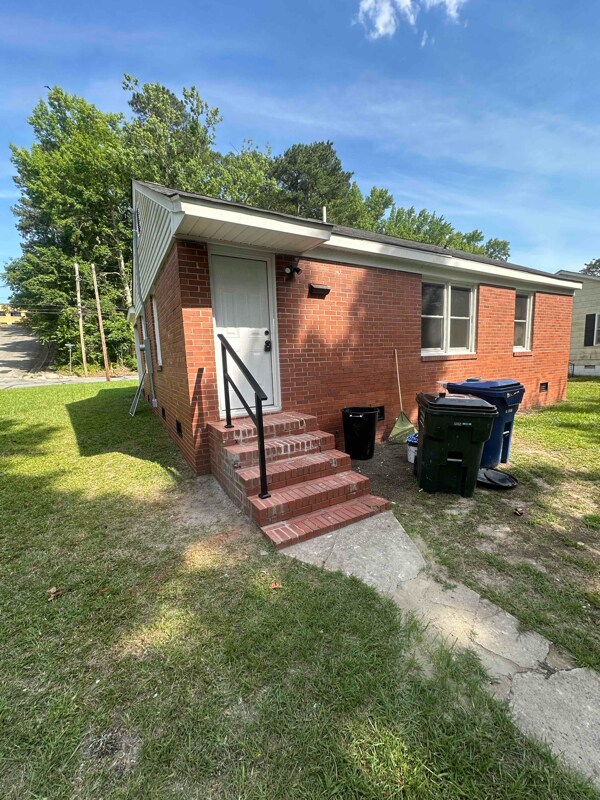 212 N Rochelle Blvd, Kinston, NC 28501 House Rental in Kinston, NC