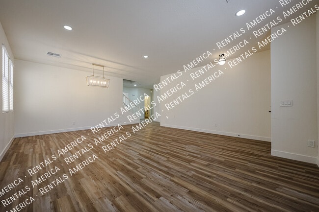 Building Photo - 46137 W Belle Ave