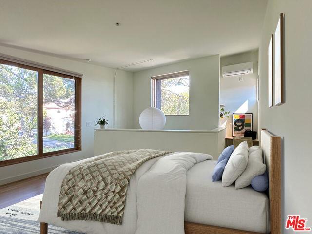 Foto del edificio - 2545 Kelton Ave