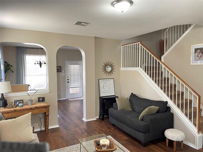 Foto del edificio - 813 Bull Creek Pkwy