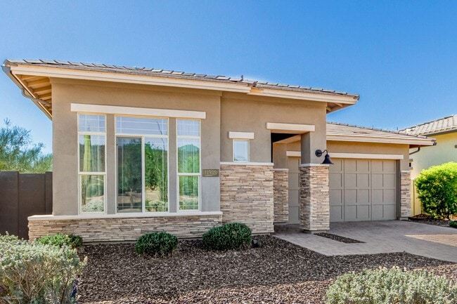 Building Photo - STUNNING HOME IN PEORIA