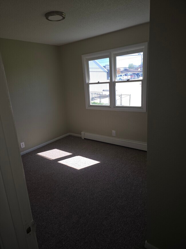 Foto del edificio - 120 3rd St NE