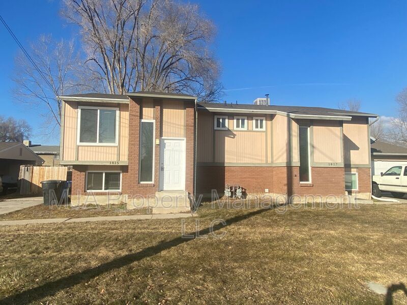 Foto principal - 1815 E Vine St