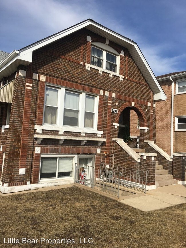 Building Photo - 7248 W Archer Ave