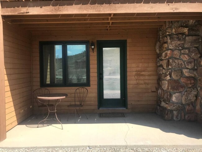 Building Photo - 62927 US Highway 40 - Silvercreek 466