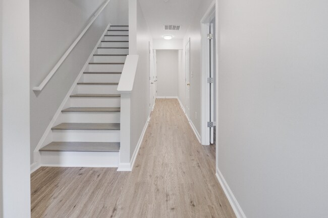 Foto del edificio - 10094 Treeside Ln