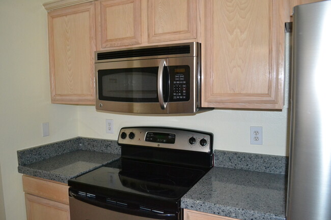 Building Photo - House For Lease in Frisco