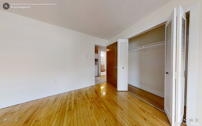 Building Photo - 10 Armington St