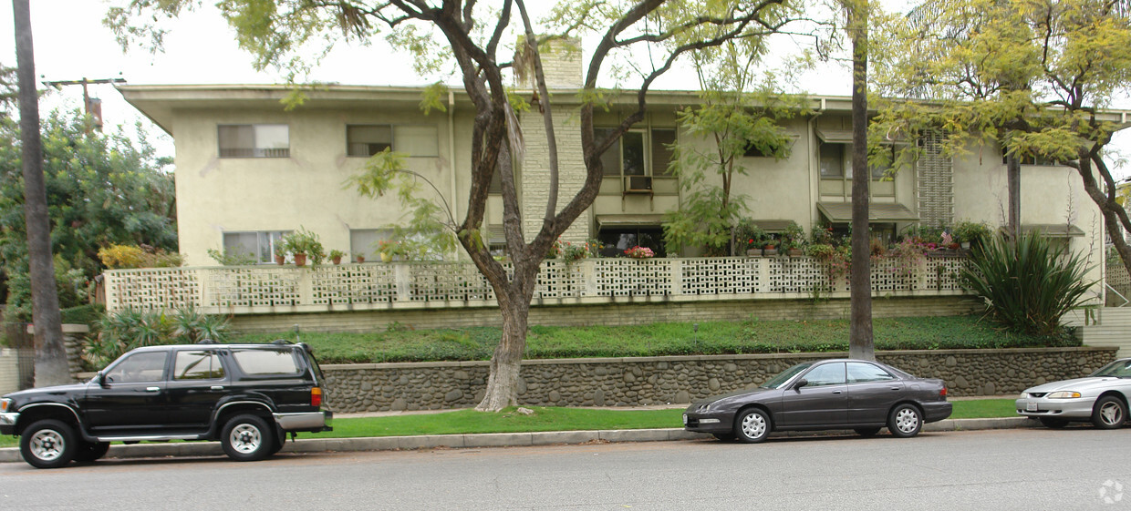 Foto del edificio - 1540 Laurel St