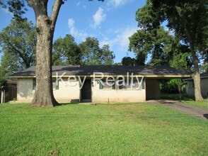 Building Photo - 2908 Kathy Ann St