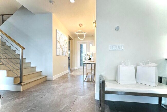 Foto del edificio - 15377 Green River Ct