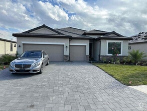 Building Photo - 4980 Seafoam Trl