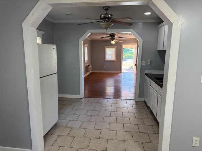 Foto del edificio - 608 Wilson Ave