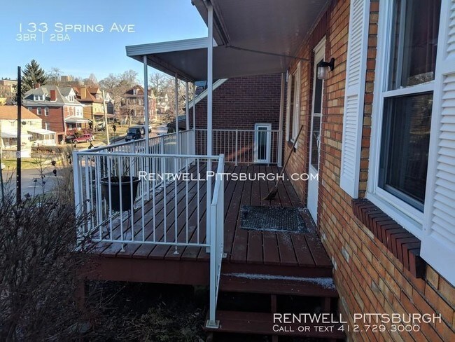 Building Photo - 3 bedroom in Bellevue PA 15202