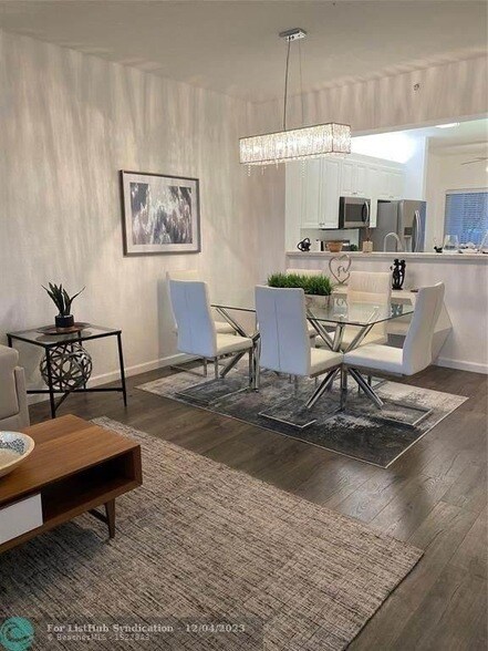 Foto del edificio - 7755 Yardley Dr