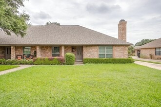 Building Photo - 5709 Ridgerock Ct
