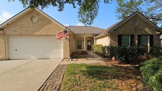 Building Photo - 2314 Hannover Way