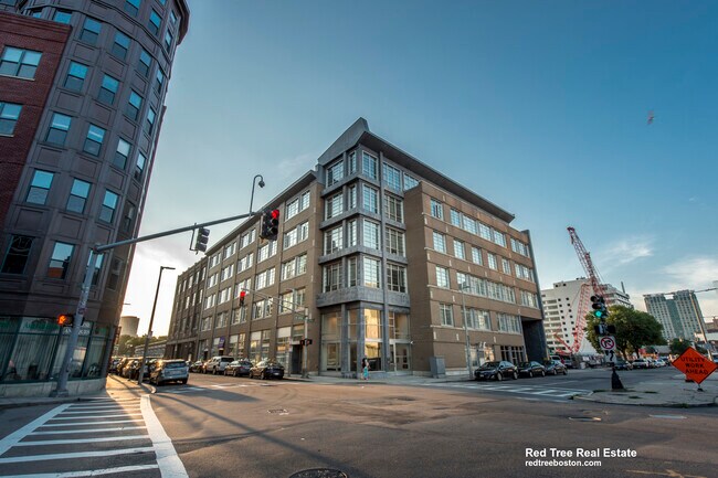 Foto del edificio - 160 E Berkeley St