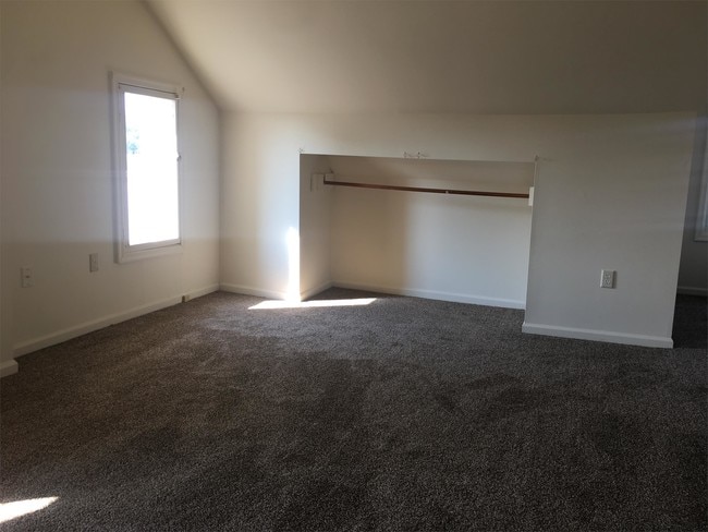 Building Photo - 510-512 Salem Ave