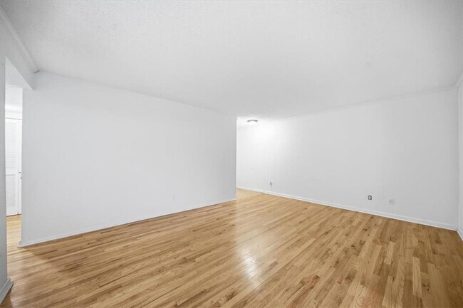 Foto del edificio - 26 Arpege Way NW