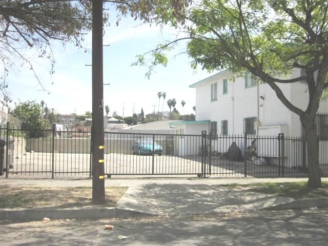 Building Photo - 600 Robinson St