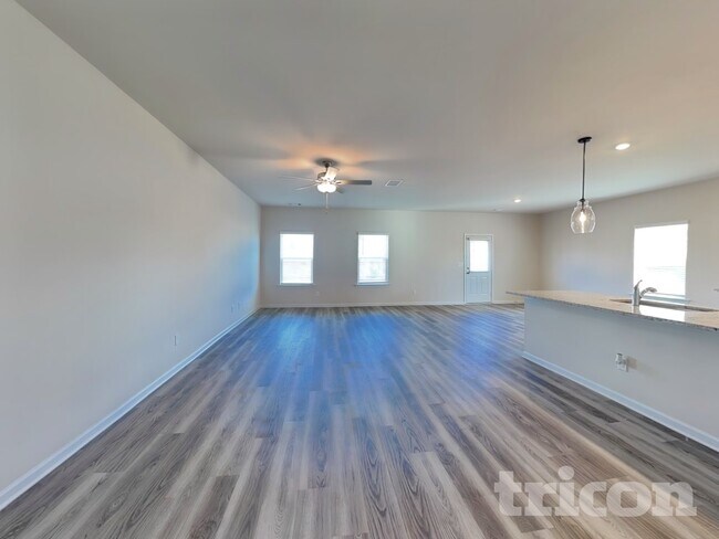 Foto del edificio - 108 Avondale Blvd SE