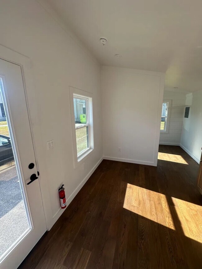 Foto del edificio - 2015 Union School Rd SW