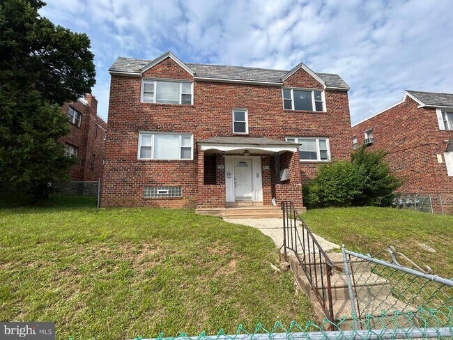 Foto del edificio - 8305-7 Michener Ave