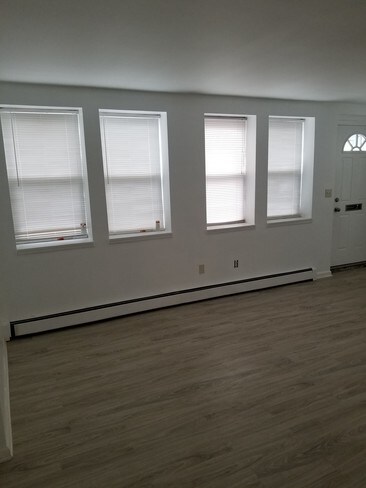 Foto del edificio - 7020 Durham Ave