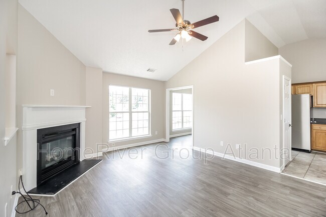 Building Photo - 5037 Kens Ct