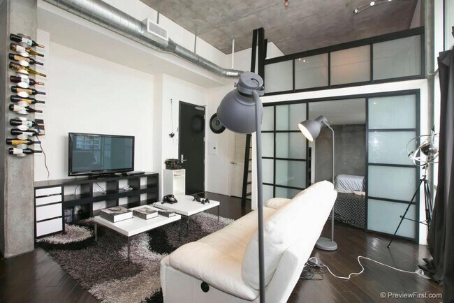 Foto del edificio - 1025 Island Ave