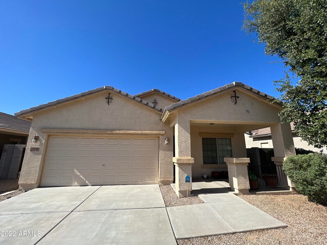 Foto principal - 1756 W Stephanie Ln