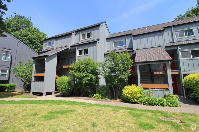 Building Photo - 4 Touchstone Dr