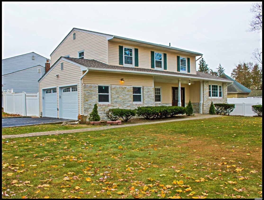 Primary Photo - 615 Elwood Rd