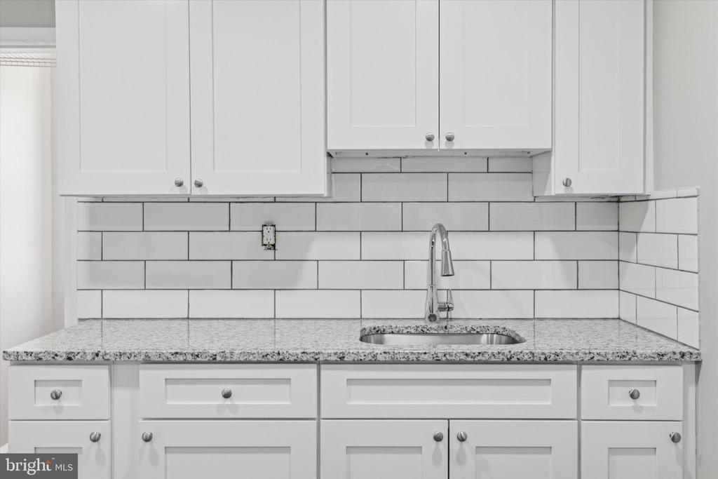 Foto principal - 326 E Airy St