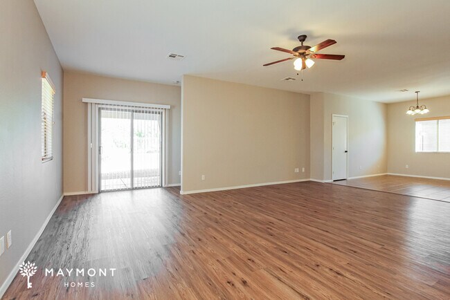 Foto del edificio - 5990 E Sunrise Cir