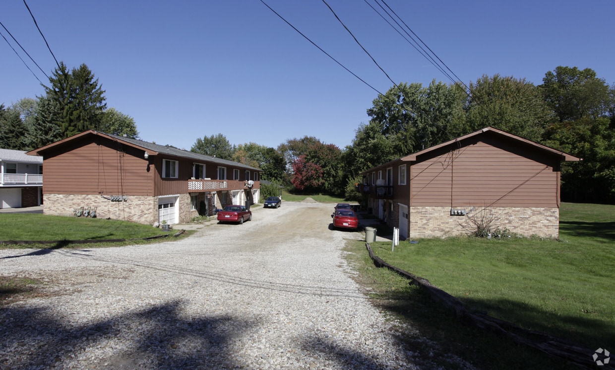 127139 Swartz Rd, Akron, OH 44319 Apartments in Akron, OH