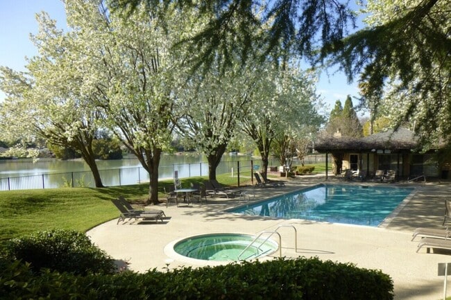 Lakeshore Apartments