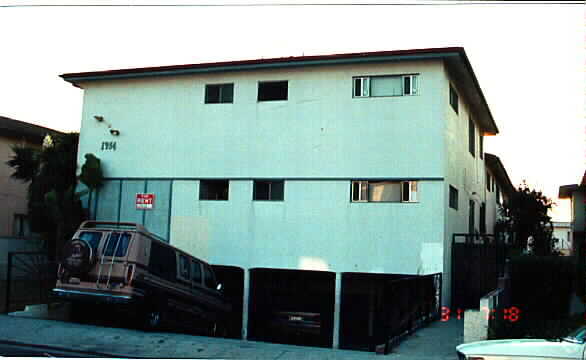 Primary Photo - 1954 S Shenandoah St