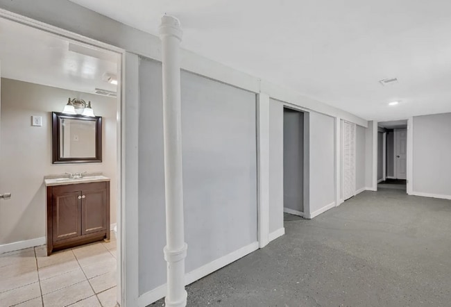 Foto del edificio - 11725 S Wentworth Ave