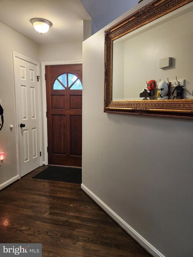 Primary Photo - 11216 Meadfield Dr