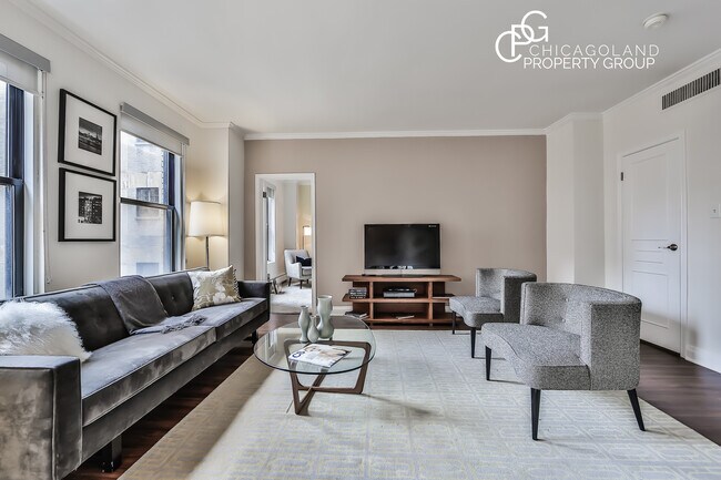 Foto del edificio - 200 W Chestnut St