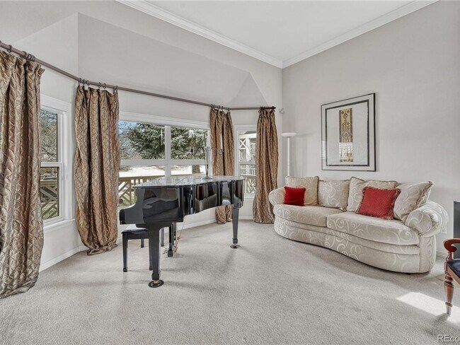 Foto del edificio - 9215 Ashburn Ct