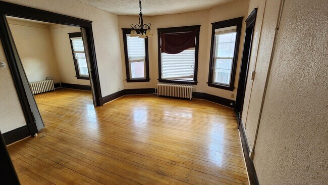 Sala de estar - 2717 Aldrich Ave N