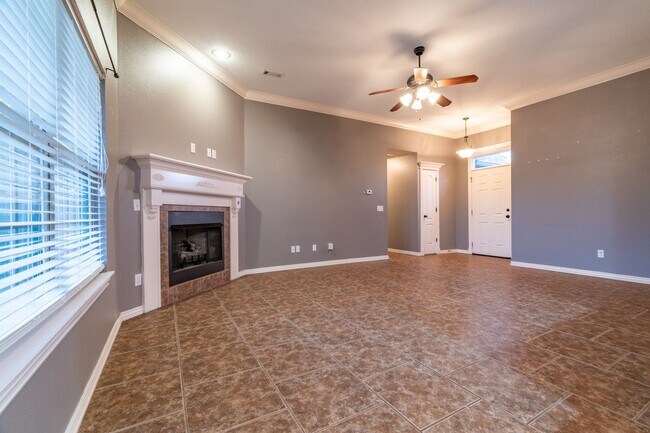 Foto del edificio - 4 Bedroom Brick home in Central Fayetteville!