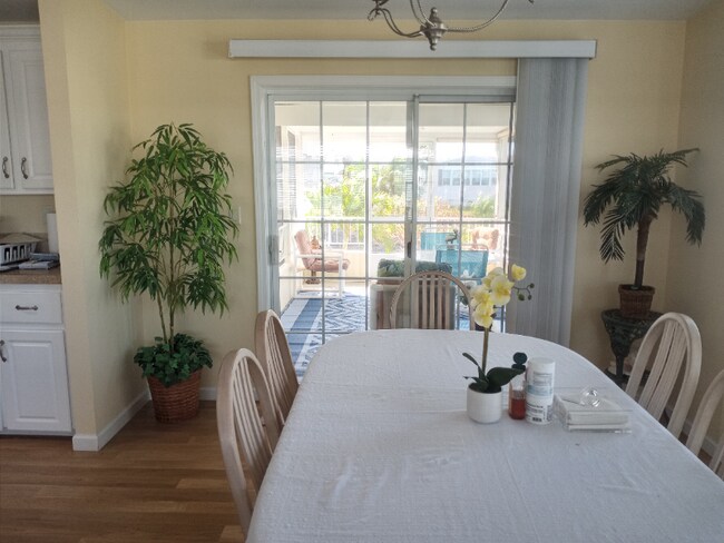 Foto del edificio - 31 Emden Cir