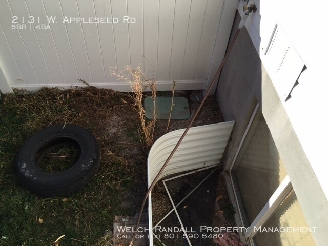 Building Photo - 2131 Appleseed Rd