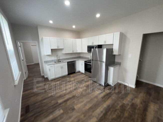 Foto del edificio - 2835 Lehman Rd
