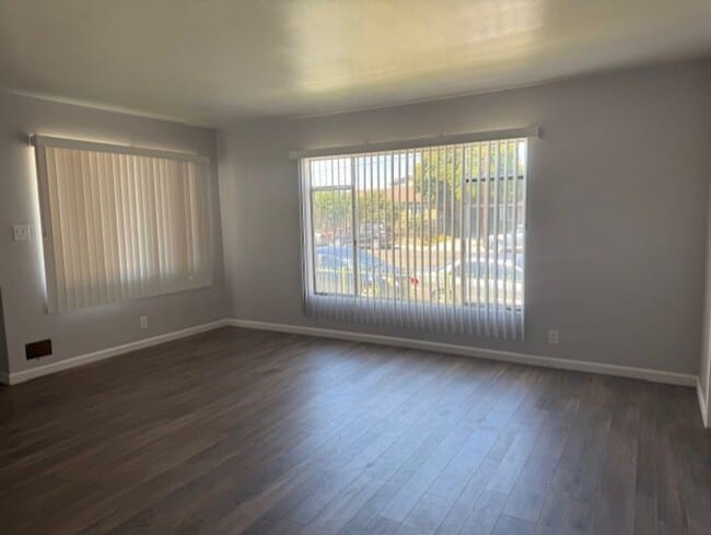 Photo - 544 W 120th St Apartment