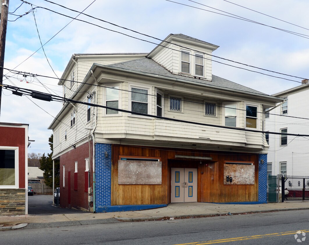 Foto principal - 349-351 Dyer Ave